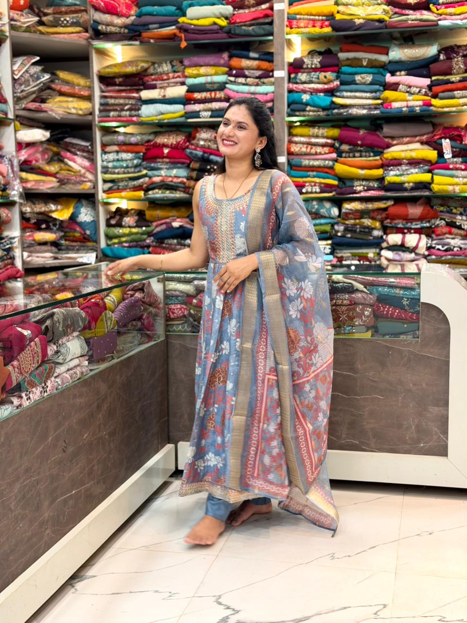 Avantika 3 Pice Dress Set - Image 2