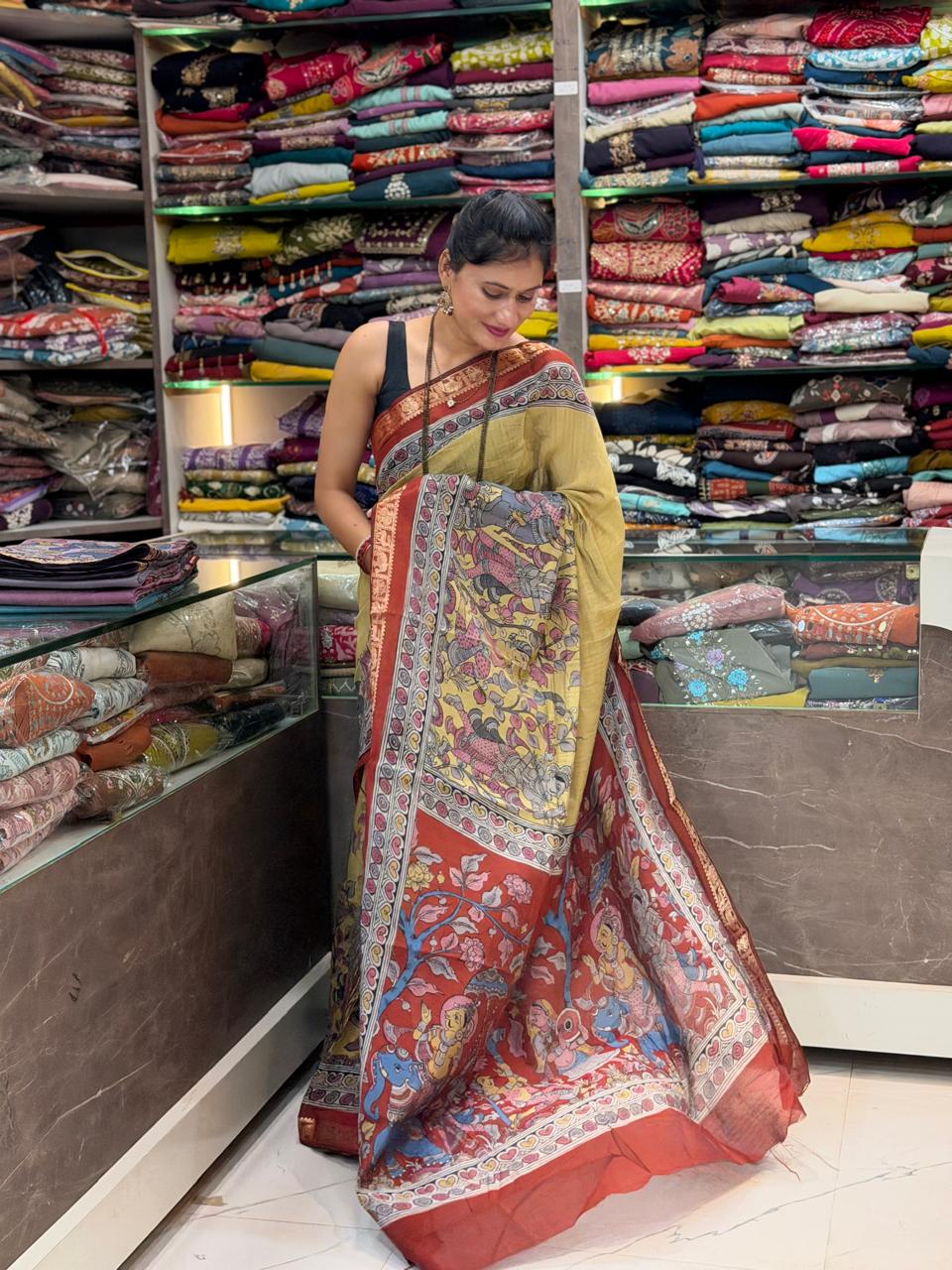 Digital Block Print Kalamkari Saree - Light Yellow - Image 2