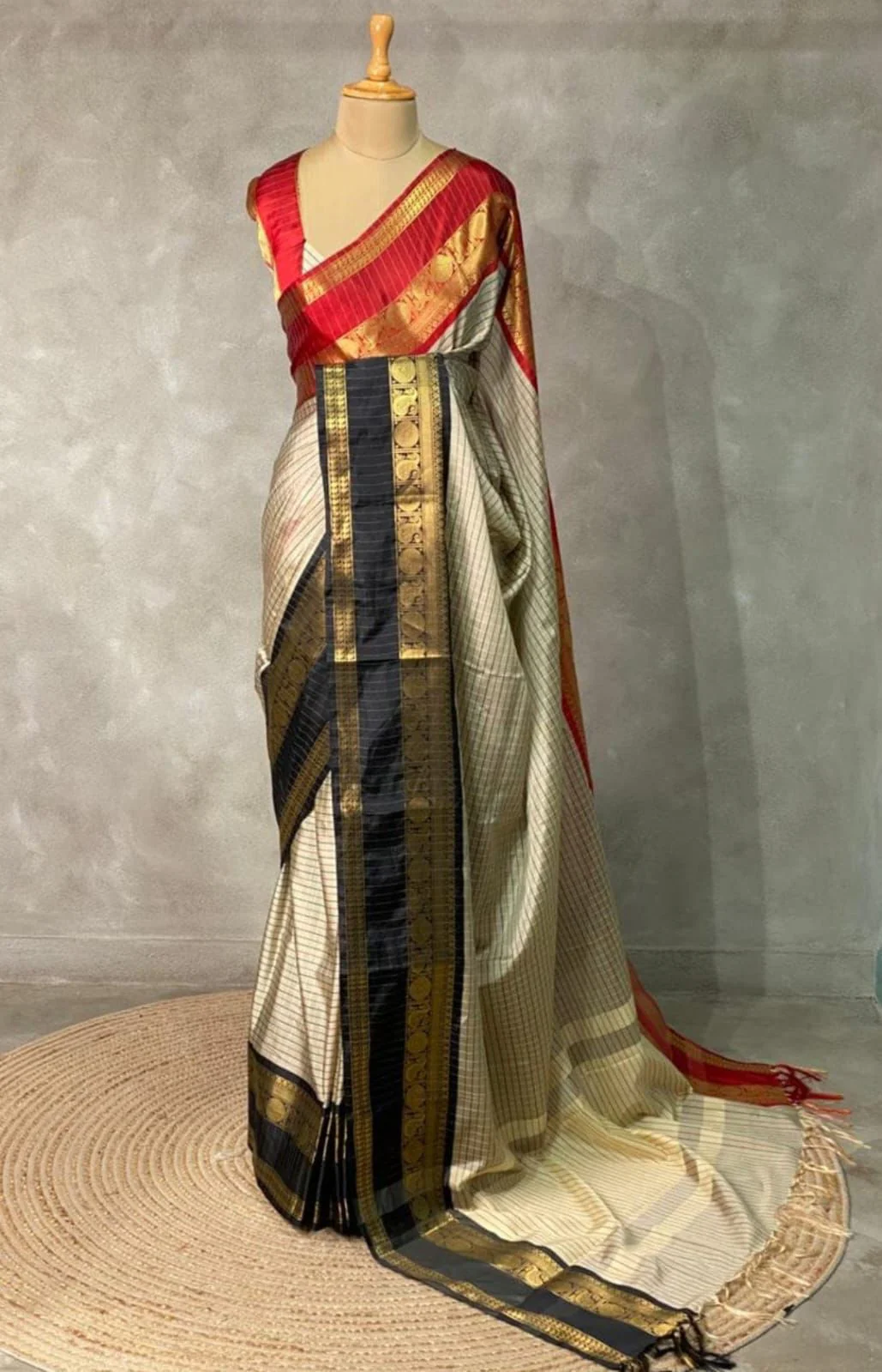 Ganga jamuna classic checks pattern saree