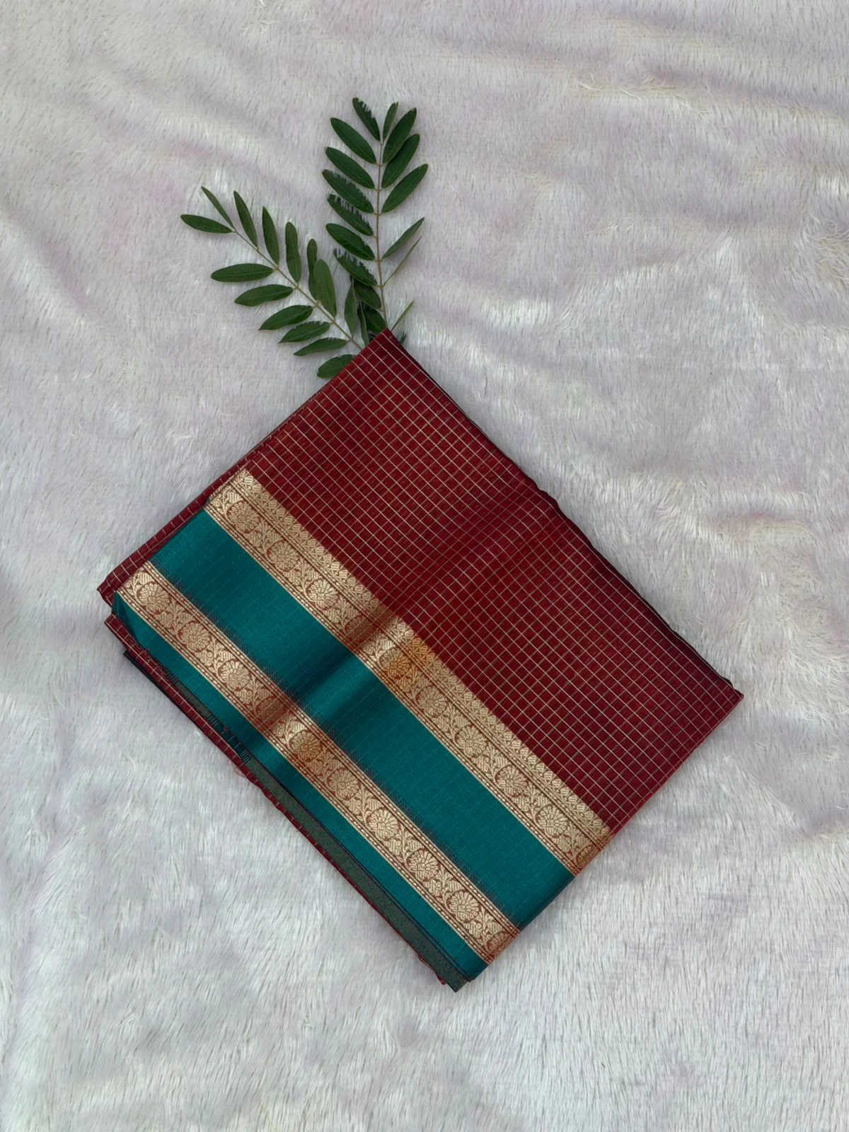 Namarata South Indian Pattern Saree -  Choclate