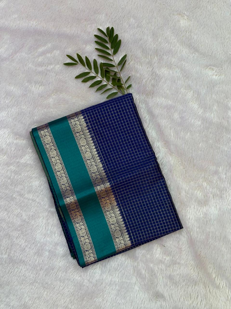 Namarata South Indian Pattern Saree - Navy Blue - Image 2