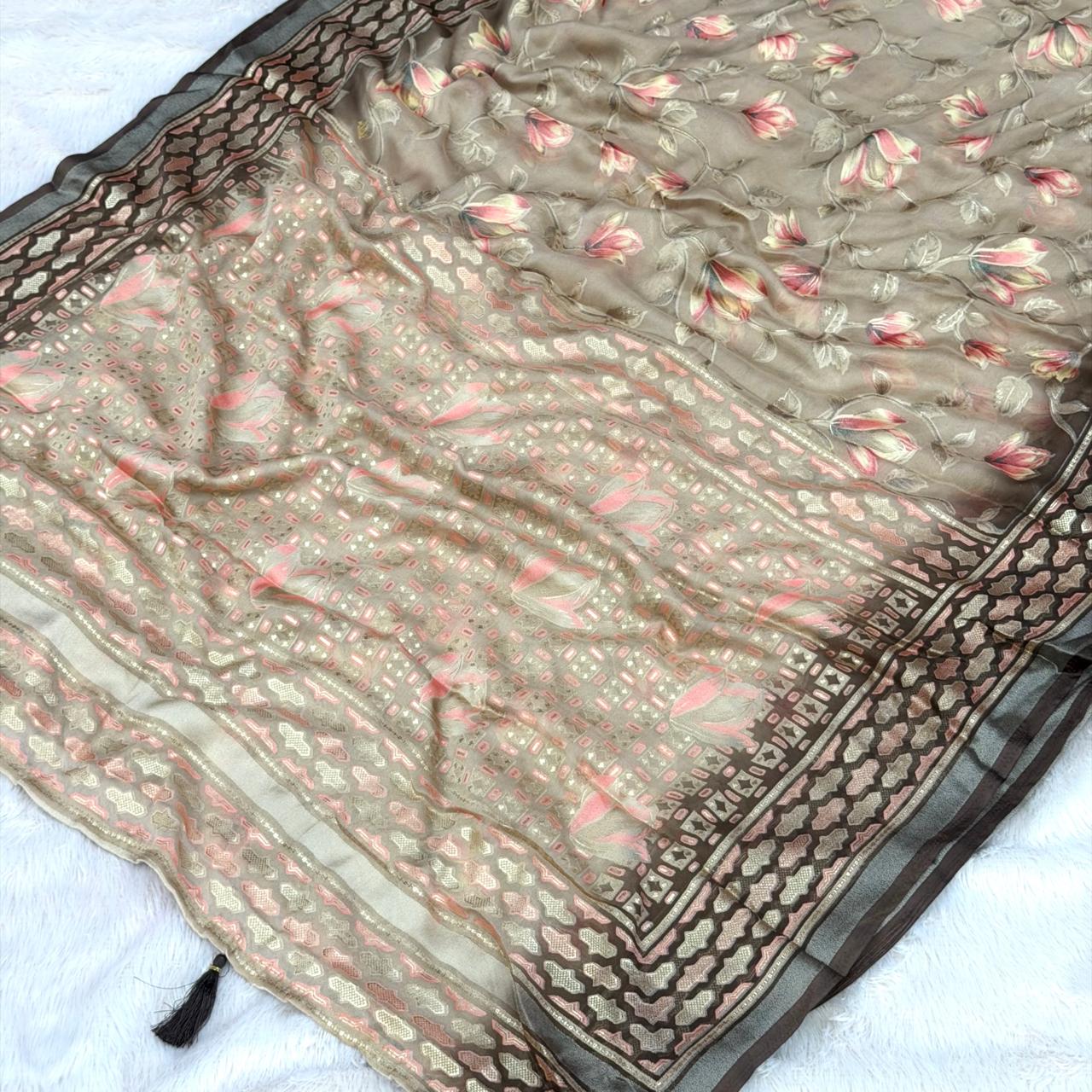 Soft Brasso Floral Saree - Image 4