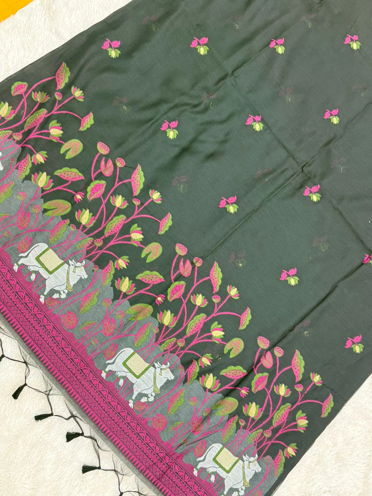 Vatika_mehandi green