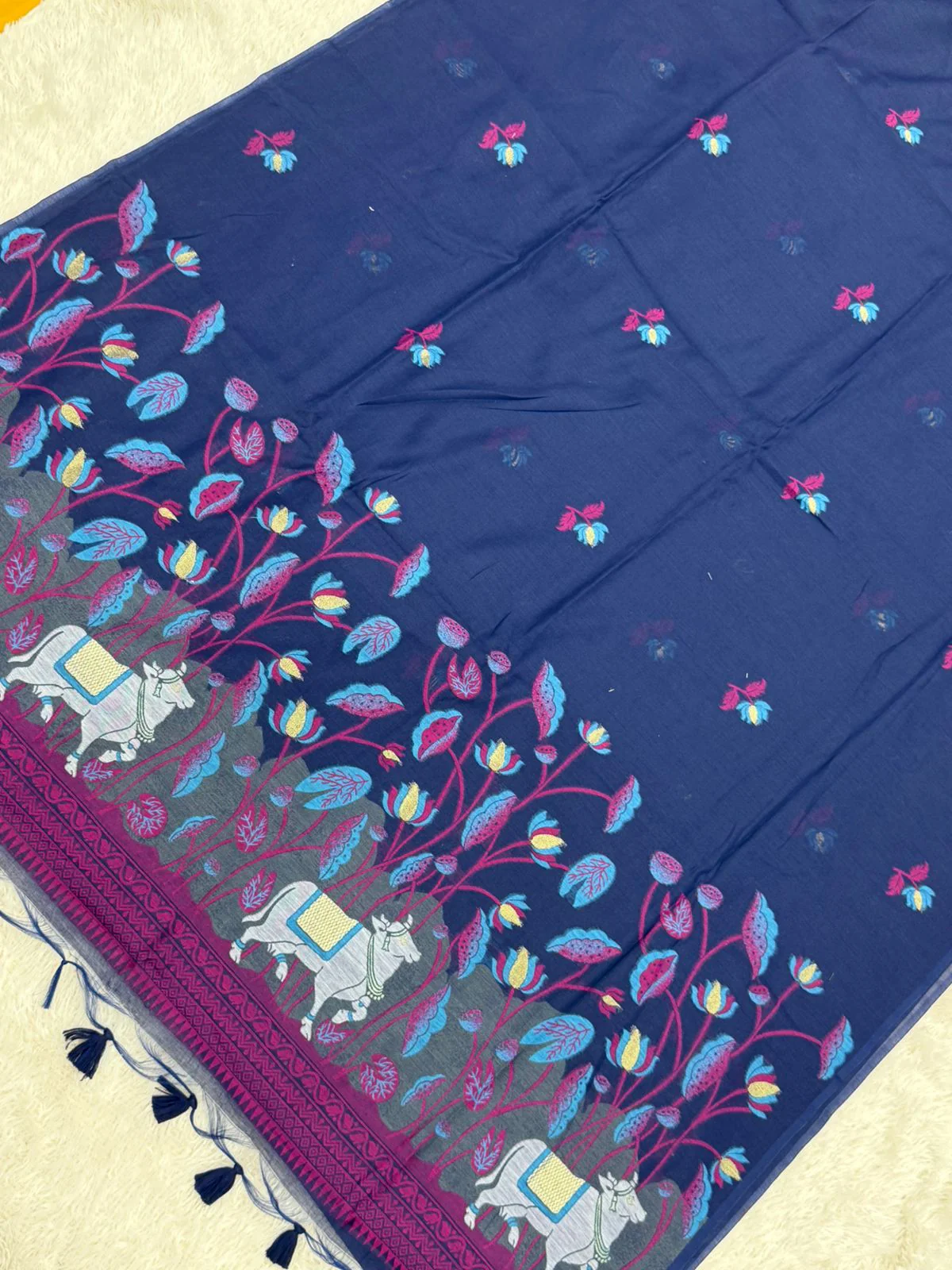 Vatika_Navy Blue