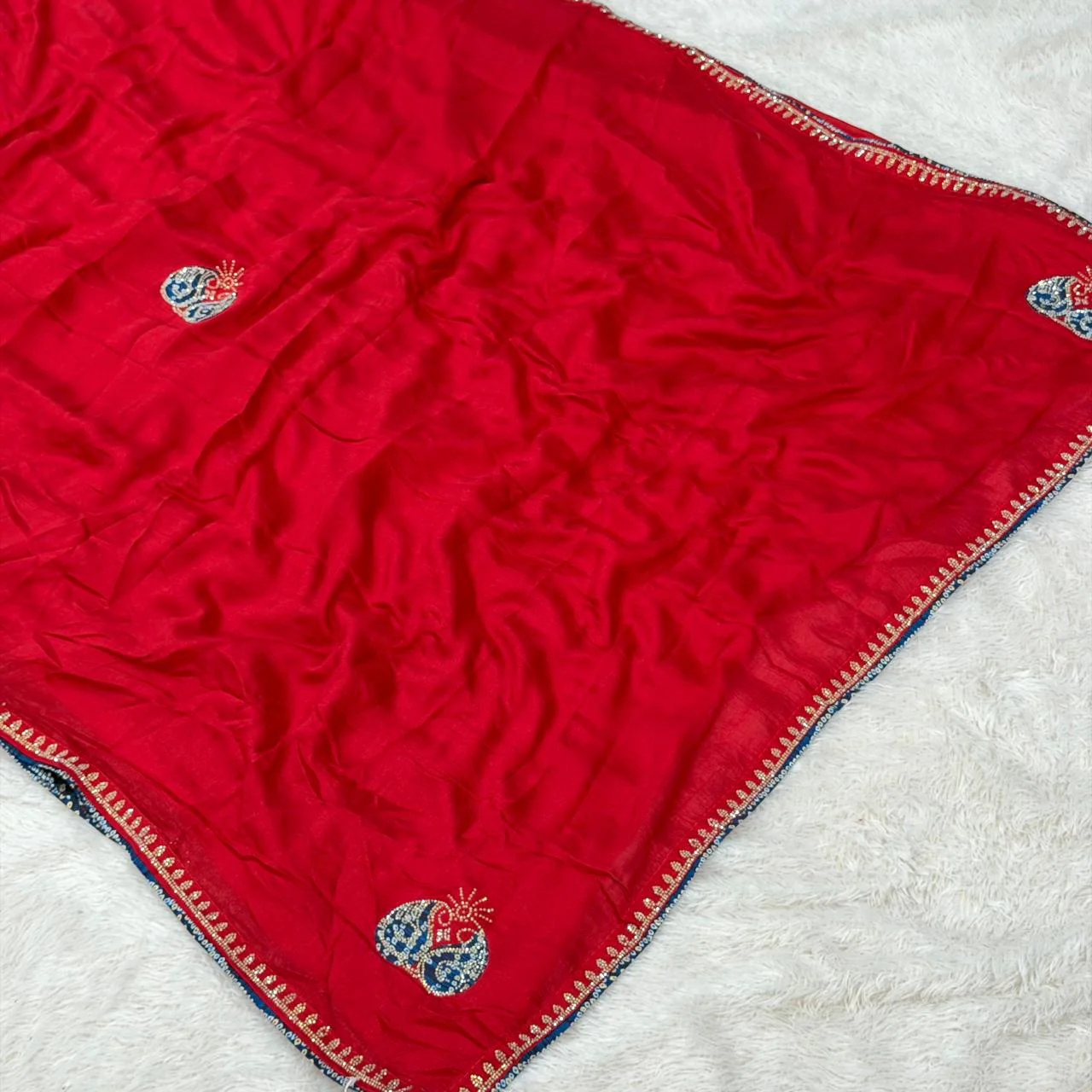 Vichitra Silk_RED